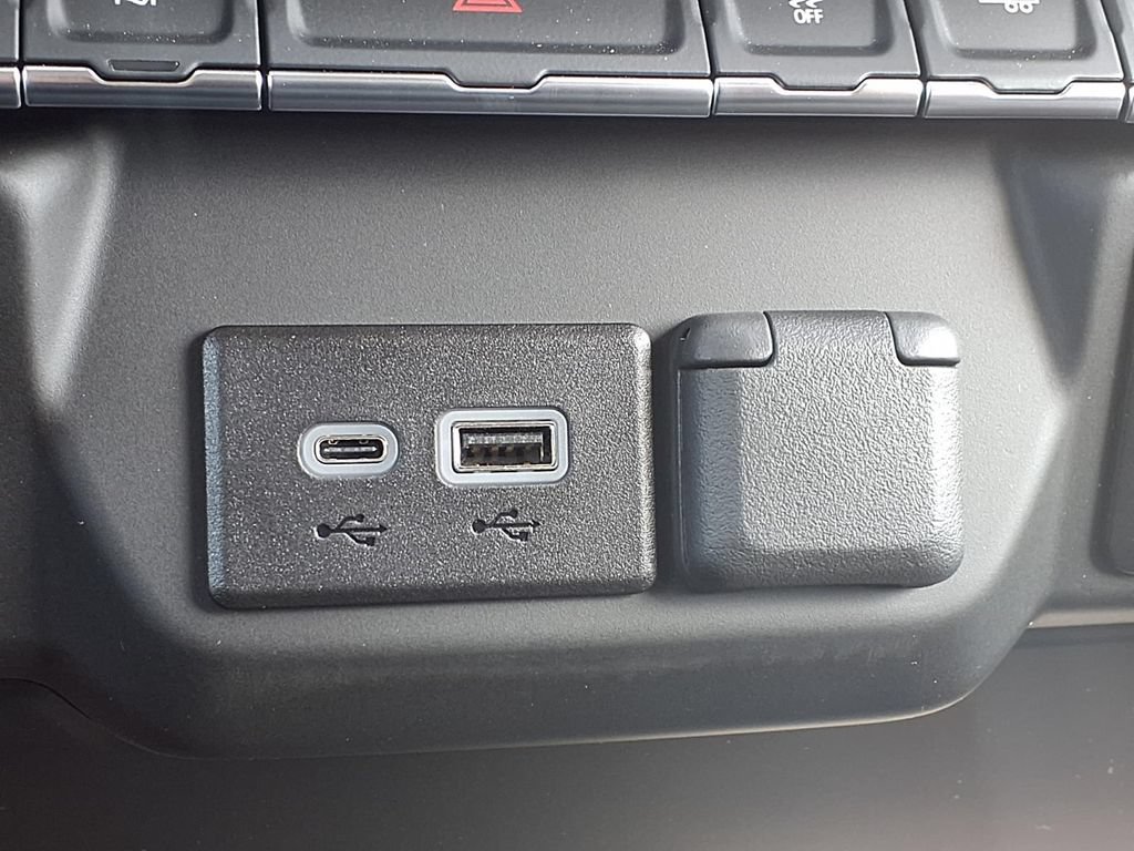 New 2026 GMC Sierra 3500 Pro RWD image 6