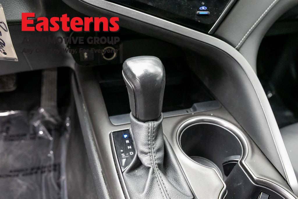 Used 2021 Toyota Camry SE w/ Carpet Mat Package (TMS) FWD image 12