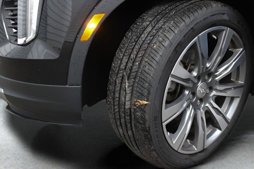 Used 2019 Cadillac XT4 Premium Luxury FWD image 47