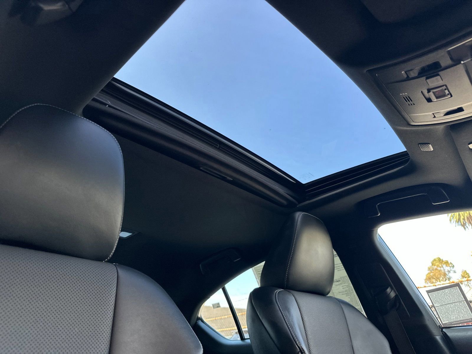 Used 2023 Lexus IS 500 RWD image 18