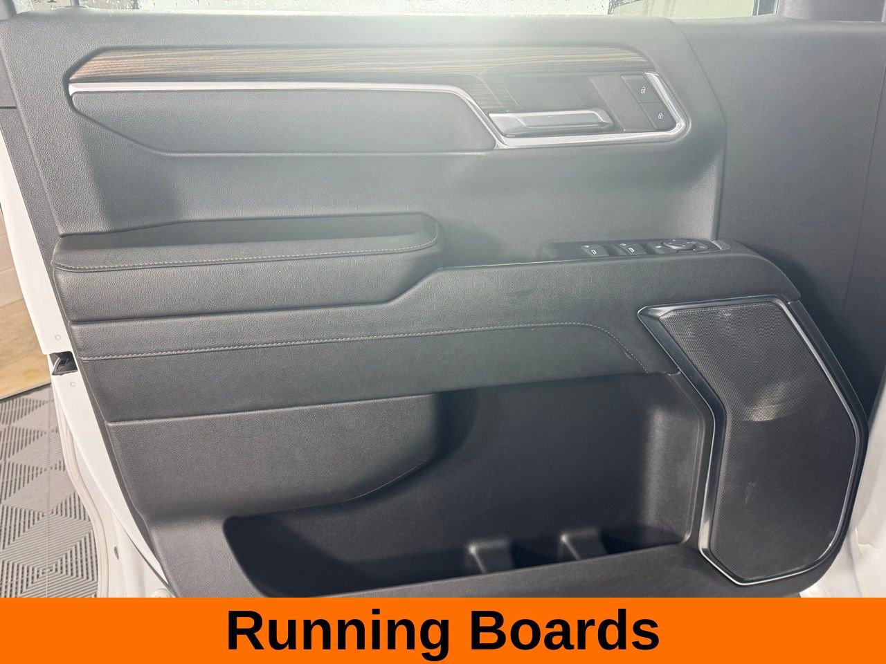 Used 2024 Chevrolet Silverado 1500 LT Trail Boss w/ Protection Package image 9