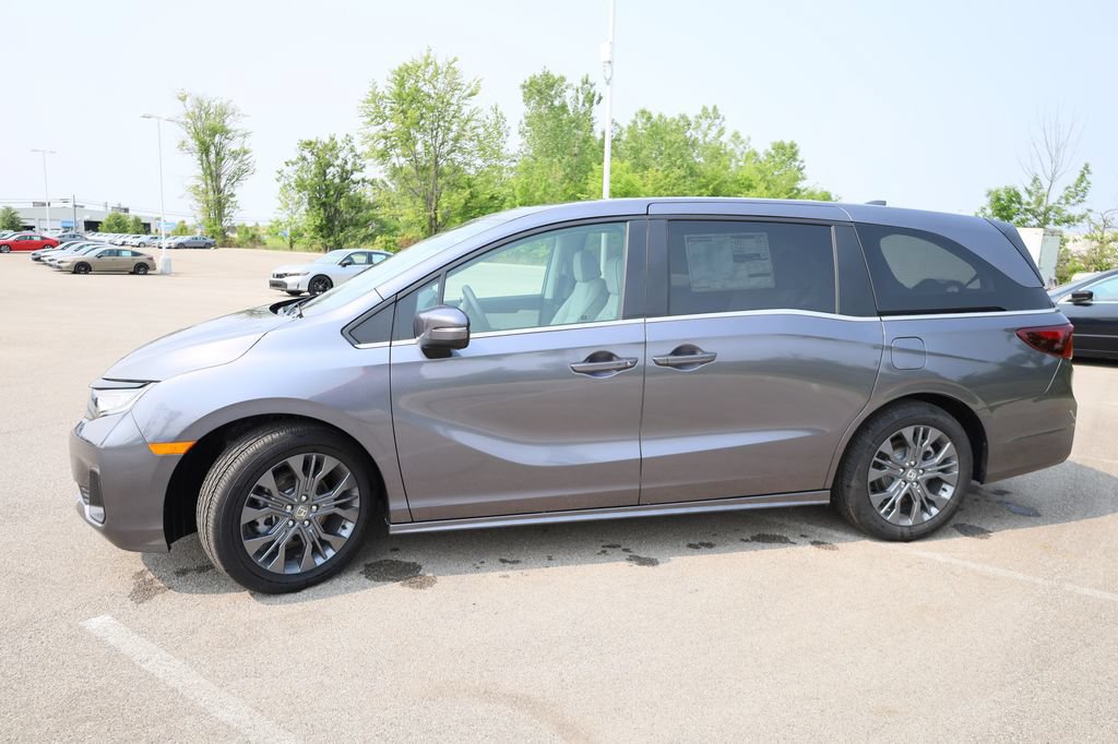 New 2026 Honda Odyssey Touring image 8