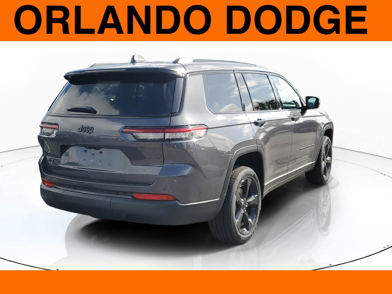 New 2025 Jeep Grand Cherokee L Altitude image 4