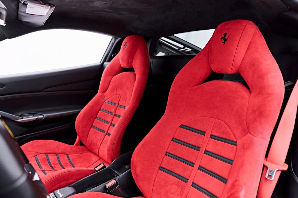 Used 2018 Ferrari 488 GTB RWD image 57