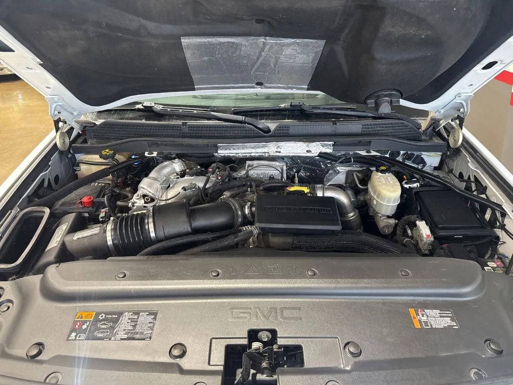 Used 2017 GMC Sierra 3500 Denali image 9