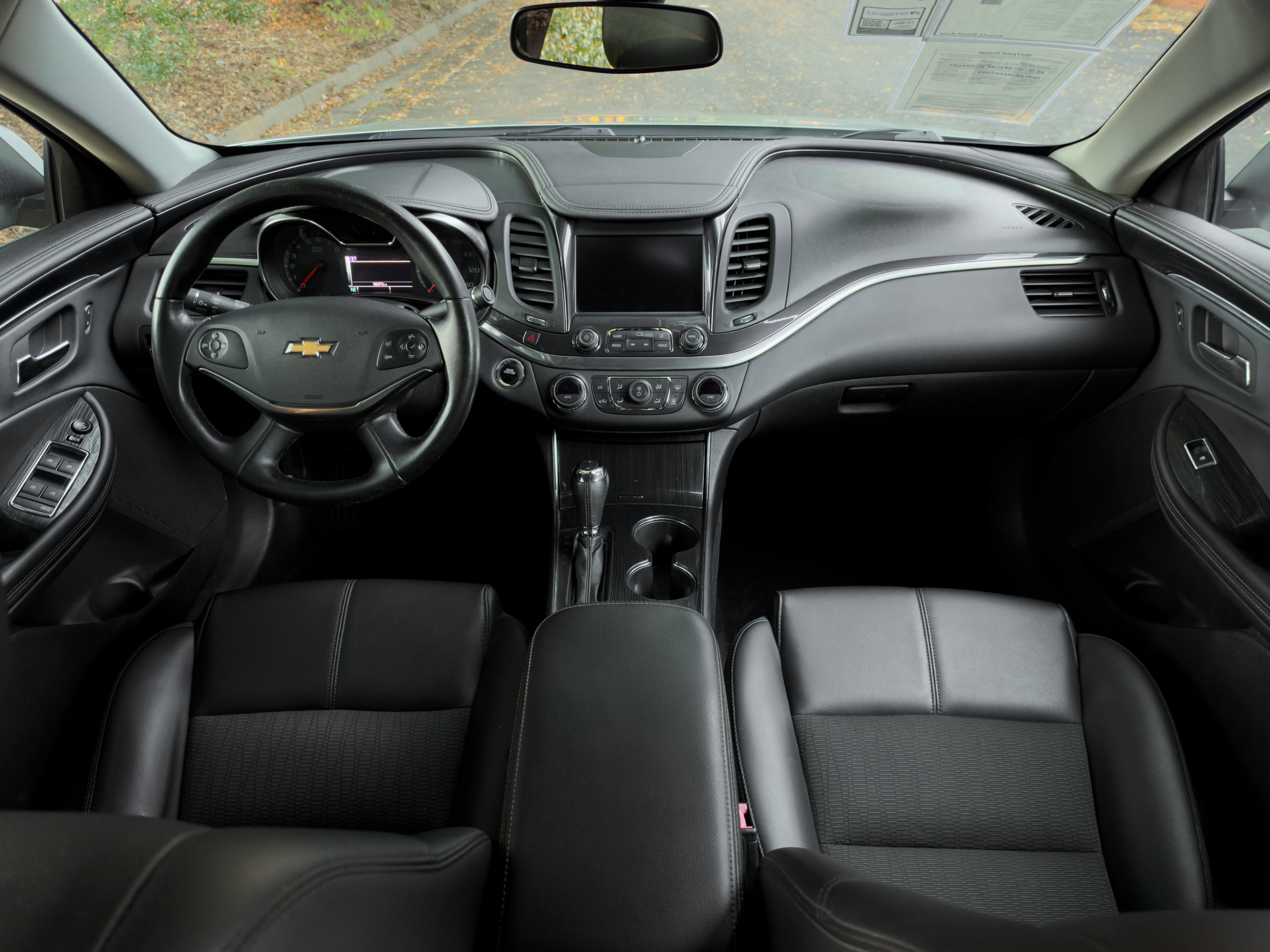 Used 2018 Chevrolet Impala LT FWD image 7