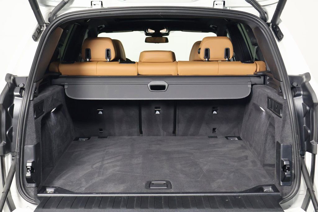 Used 2026 BMW X5 xDrive40i w/ Premium Package image 14