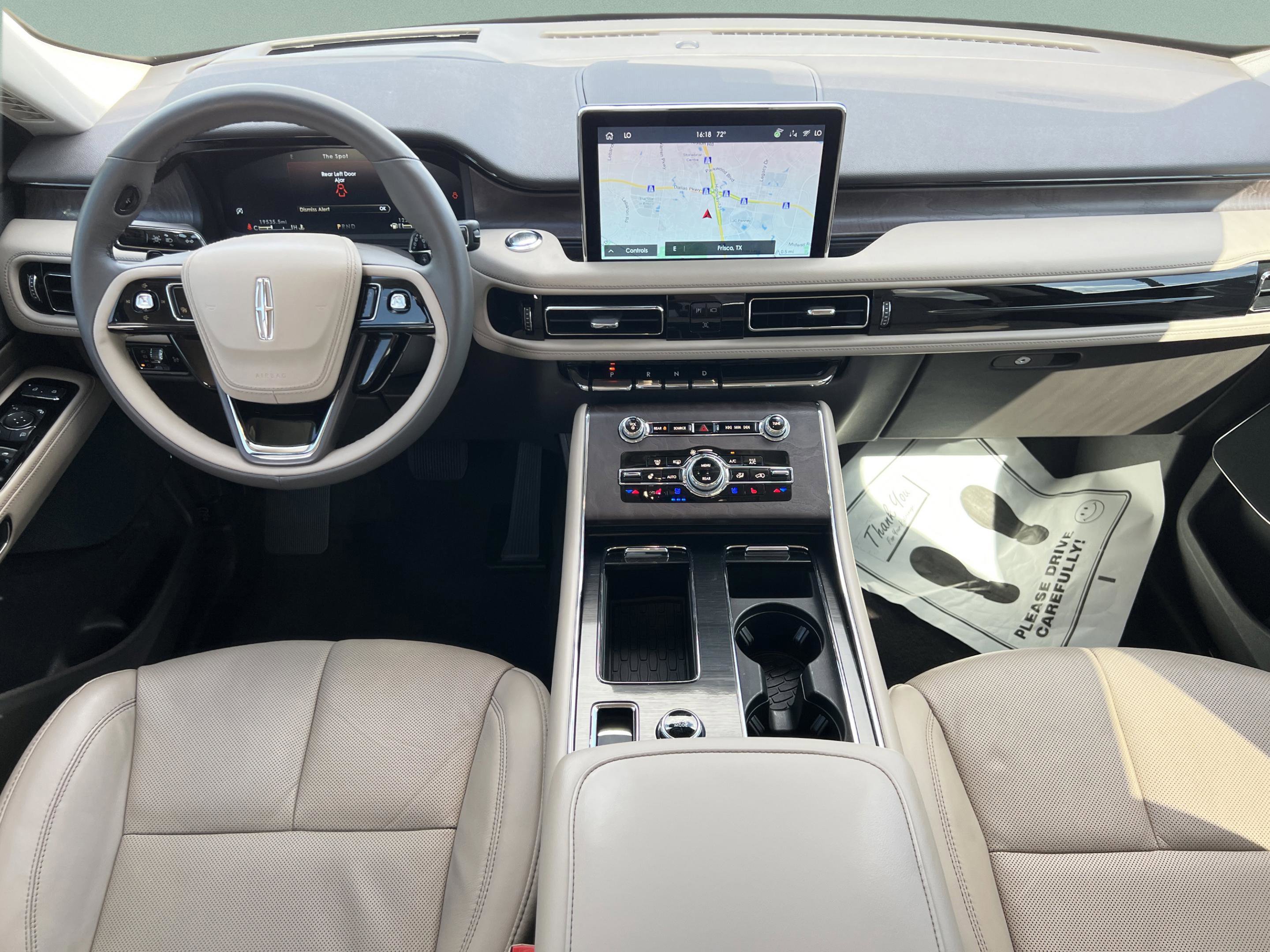 Used 2023 Lincoln Aviator Reserve w/ Equipment Group 201A image 9