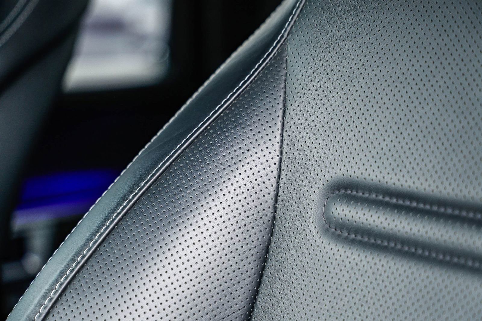 Used 2023 Mercedes-Benz G 550 G 550 image 25