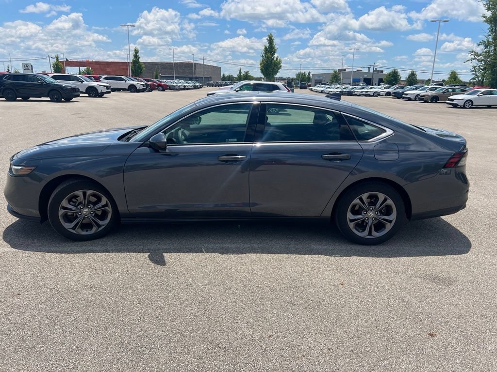 Used 2023 Honda Accord EX image 3