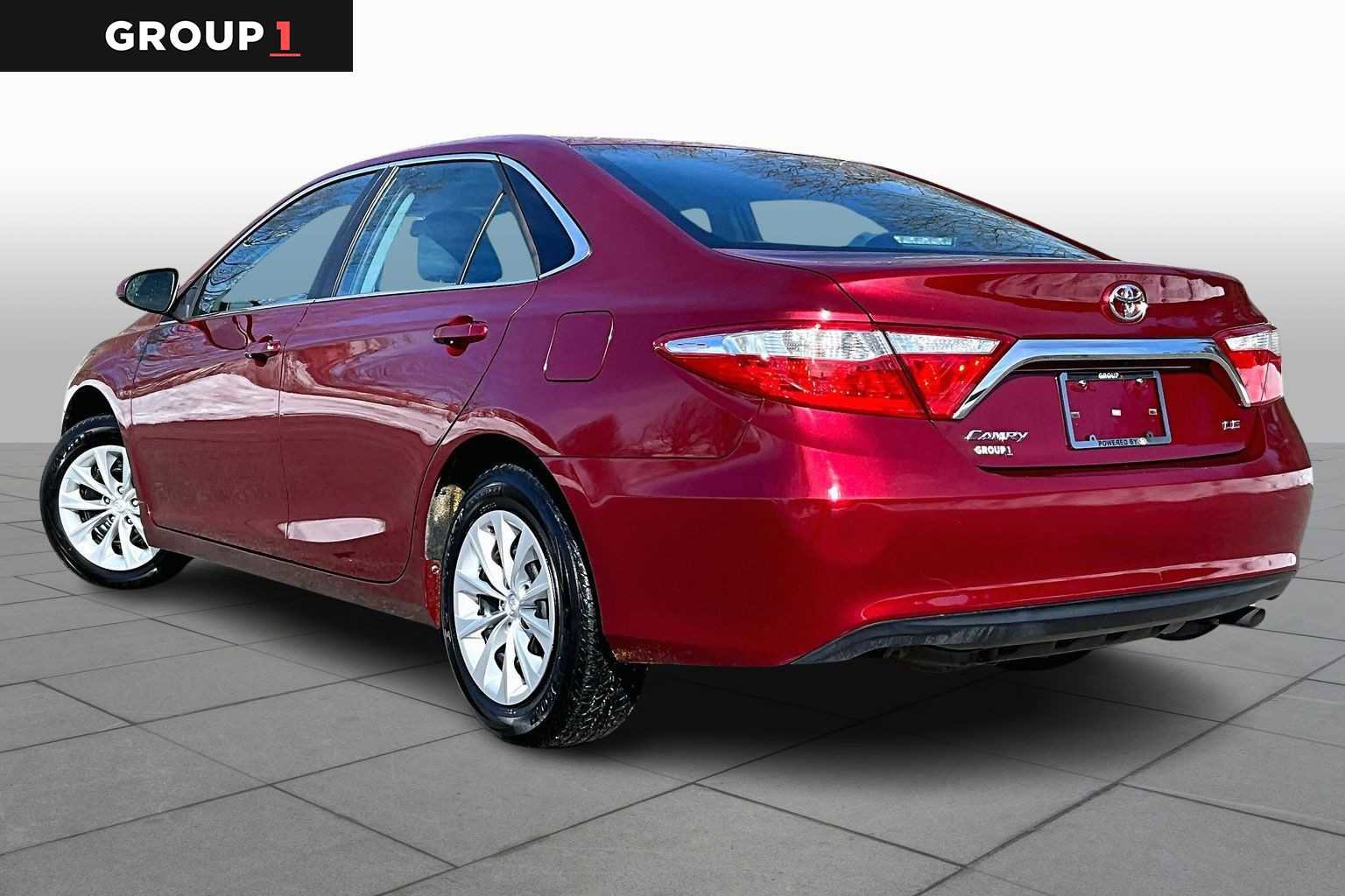 Used 2017 Toyota Camry LE image 12