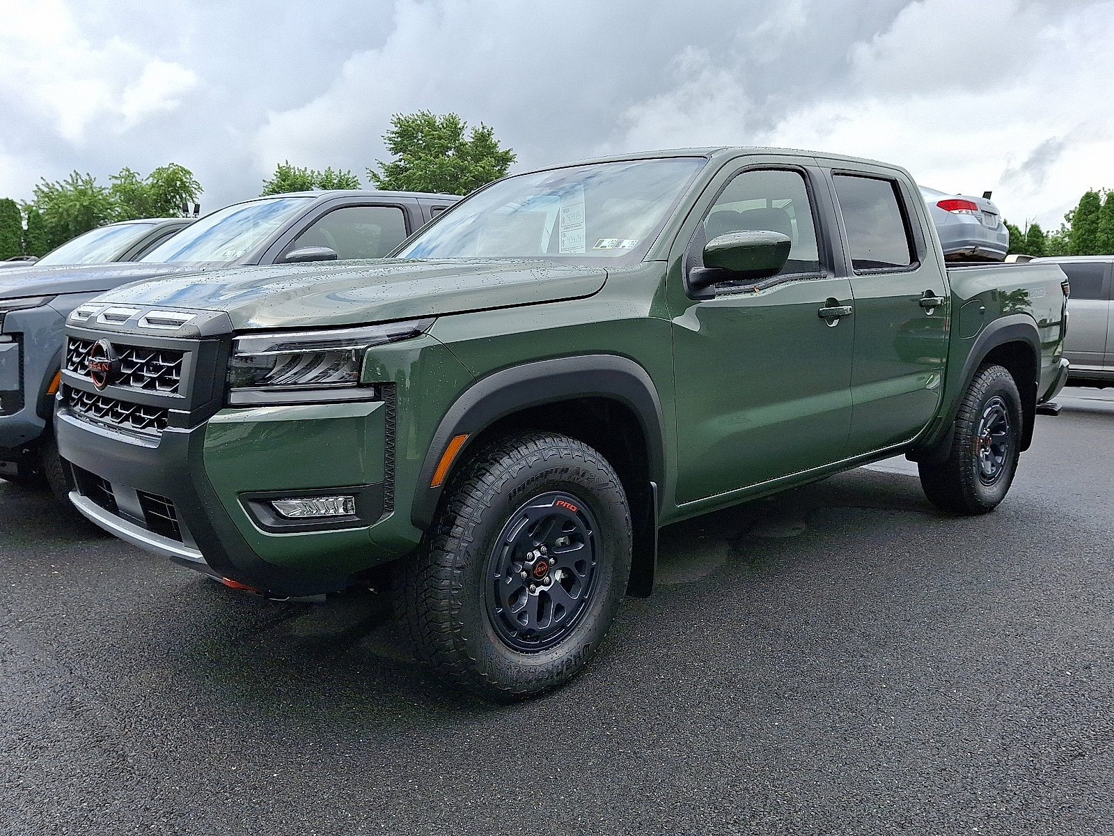 New 2025 Nissan Frontier PRO-4X image 3