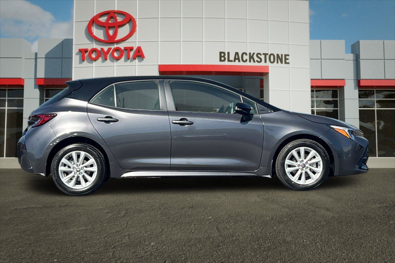 Certified 2027 Toyota Corolla SE w/ SE Premium Package FWD image 2