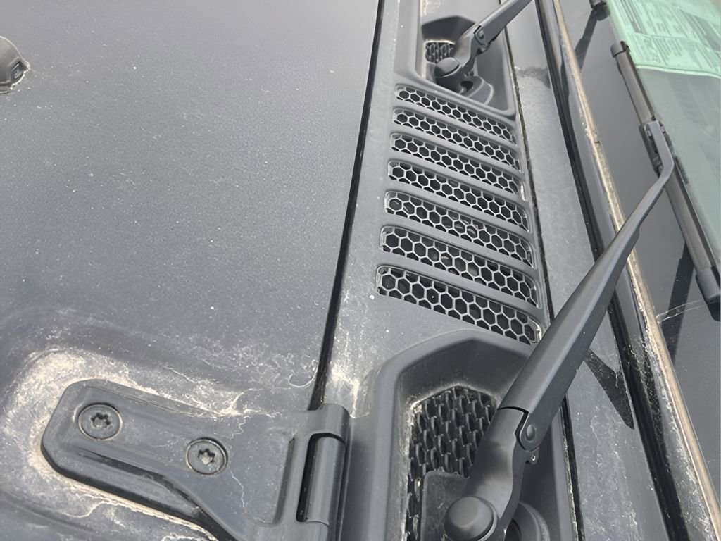 New 2025 Jeep Wrangler Sport S image 20