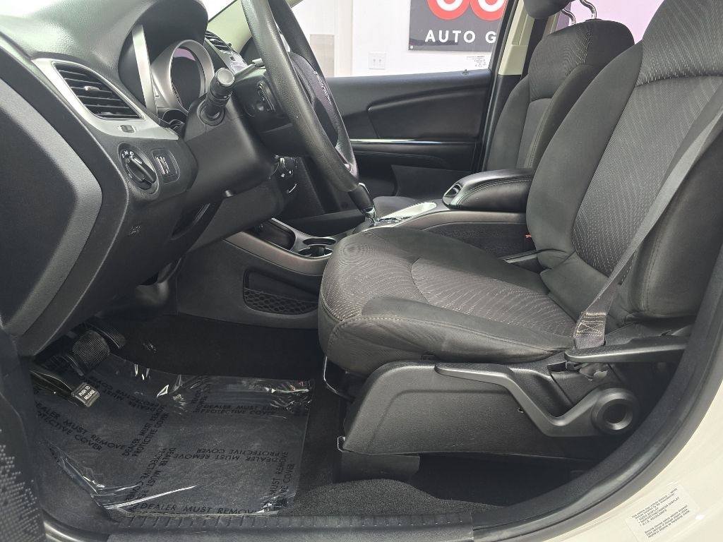 Used 2014 Dodge Journey American Value Package w/ Flexible Seating Group FWD image 8