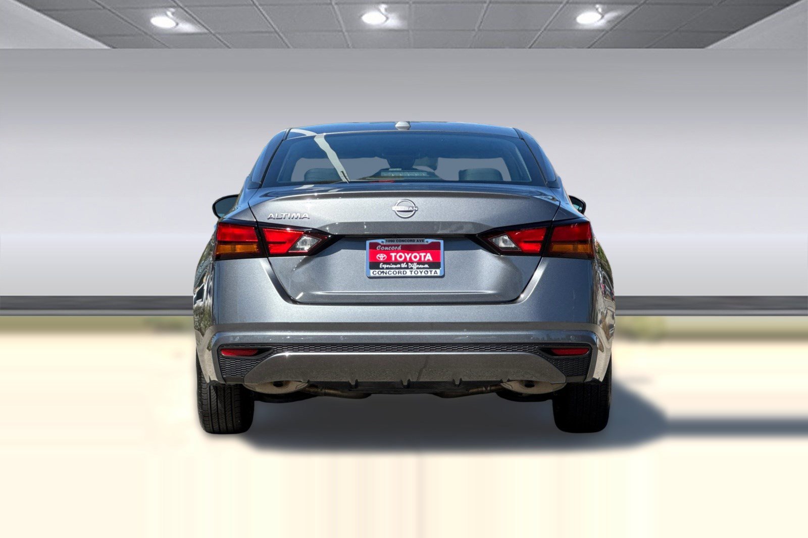 Used 2025 Nissan Altima 2.5 SV image 8