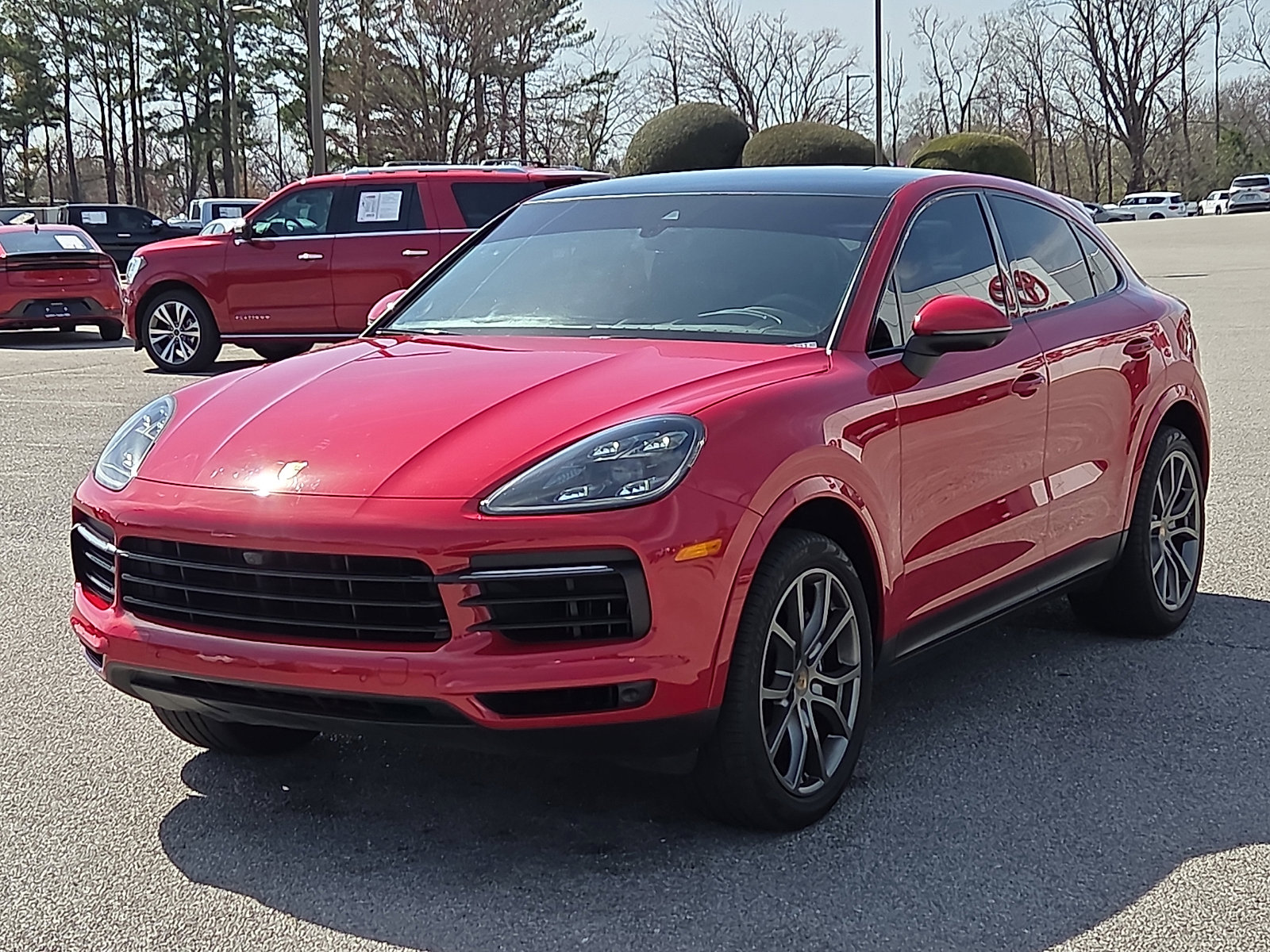 Used 2021 Porsche Cayenne Coupe image 2