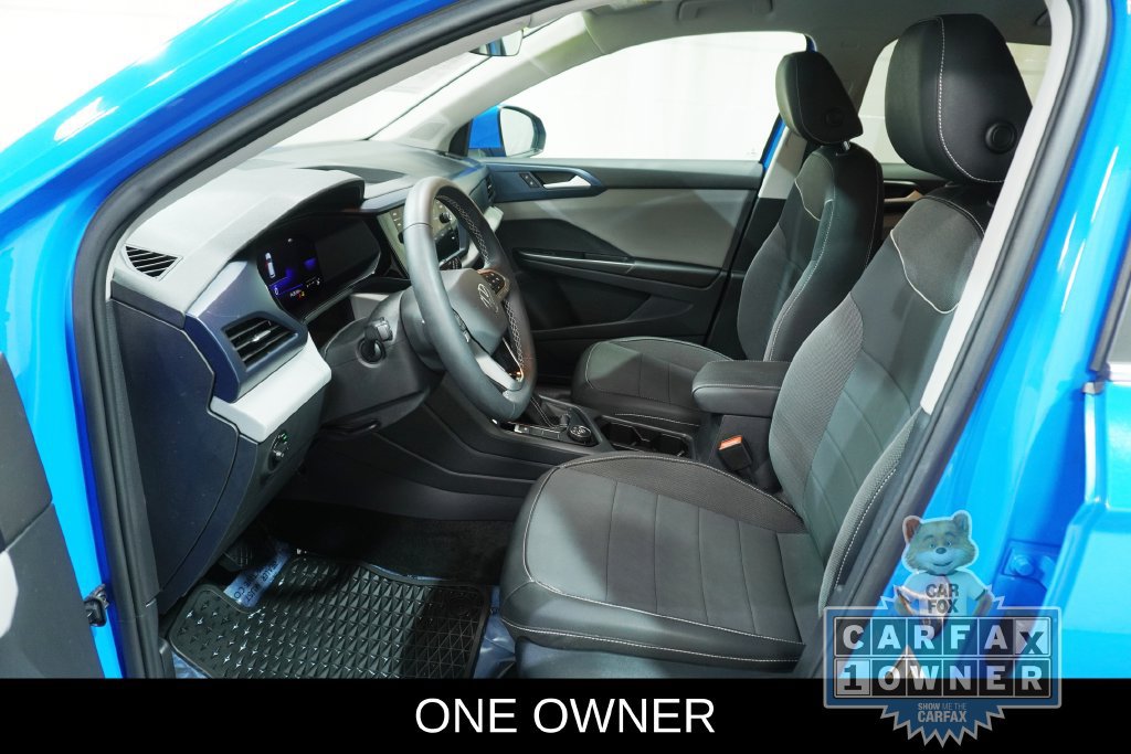 Used 2023 Volkswagen Taos SE AWD/4WD image 2