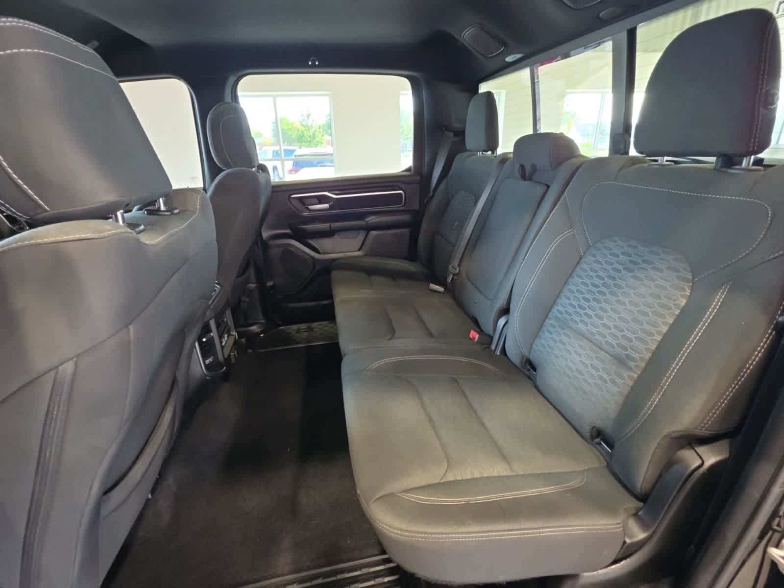 Used 2025 RAM 1500 Big Horn AWD/4WD image 31