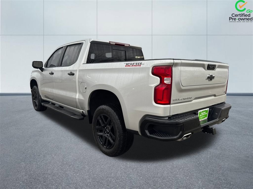 Used 2022 Chevrolet Silverado 1500 LT Trail Boss w/ LT Trail Boss Premium Package image 3