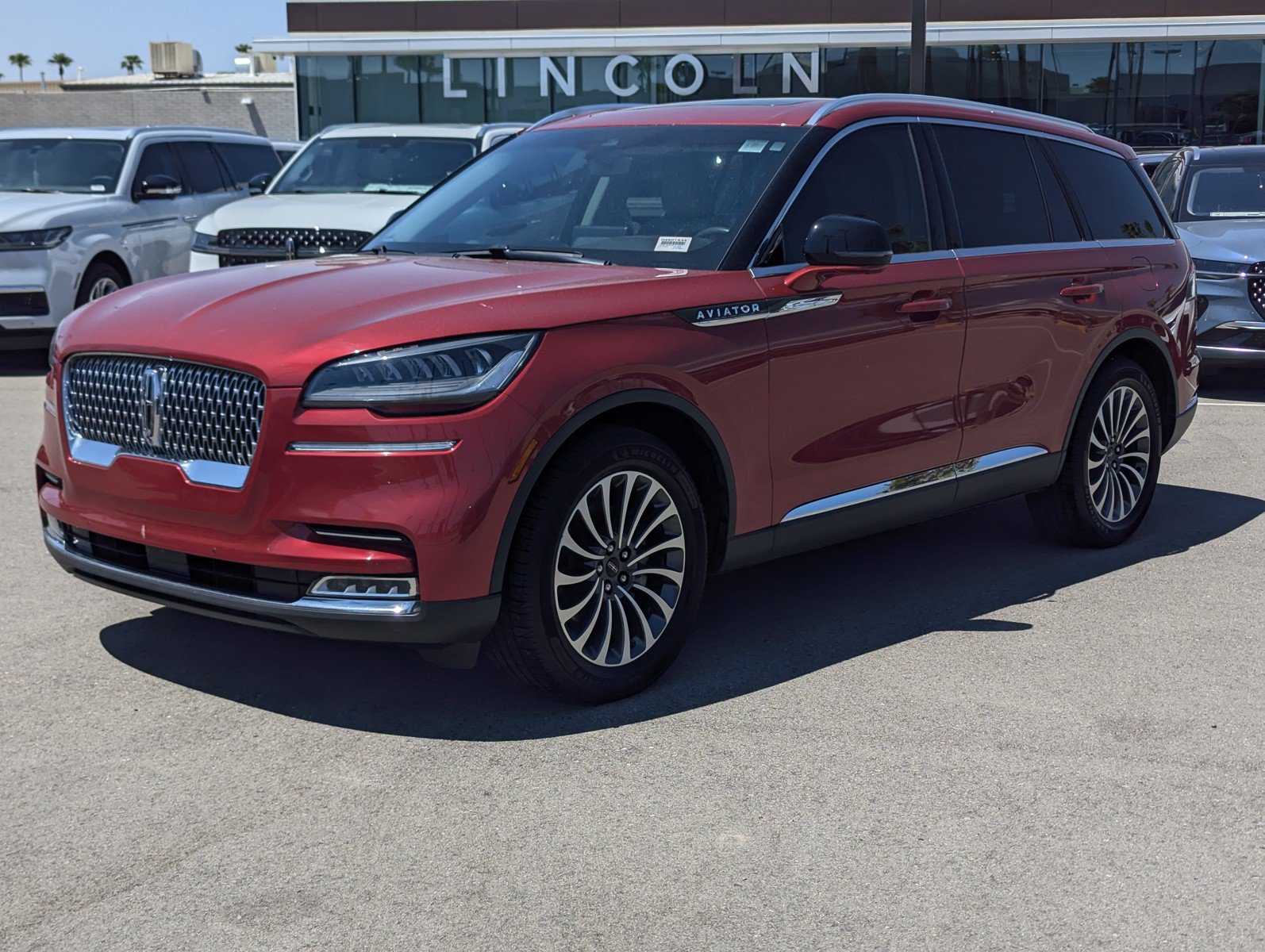 Certified 2021 Lincoln Aviator Reserve w/ Elements Package Plus RWD image 5