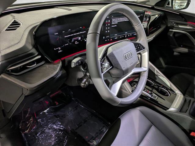 New 2025 Audi Q5 Premium image 3