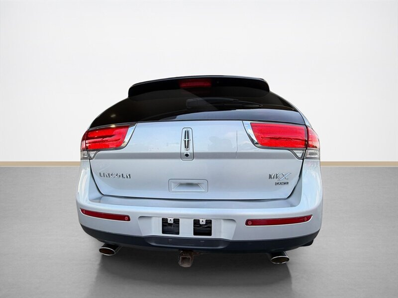 Used 2012 Lincoln MKX AWD image 5