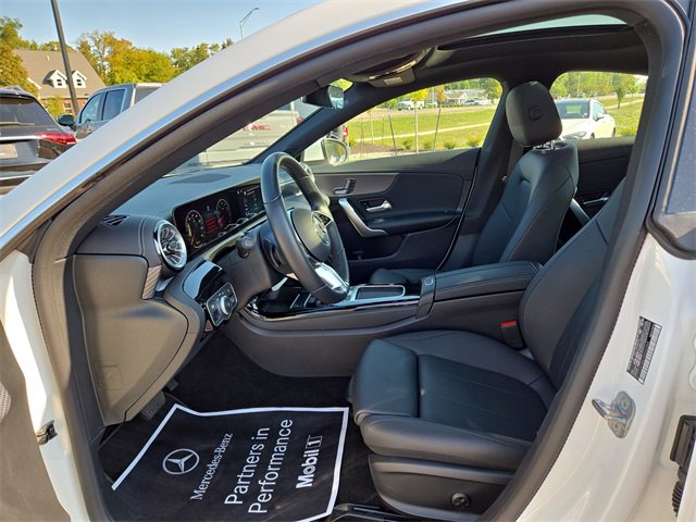 Used 2025 Mercedes-Benz CLA 250 4MATIC image 25