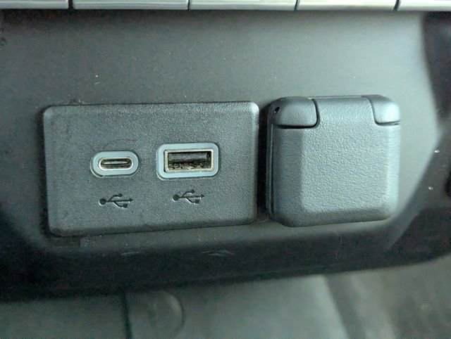 Used 2022 Chevrolet Silverado 1500 RST image 21