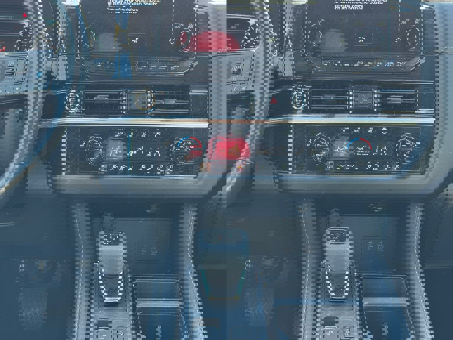 Used 2023 Nissan Pathfinder SL w/ SL Premium Package image 15