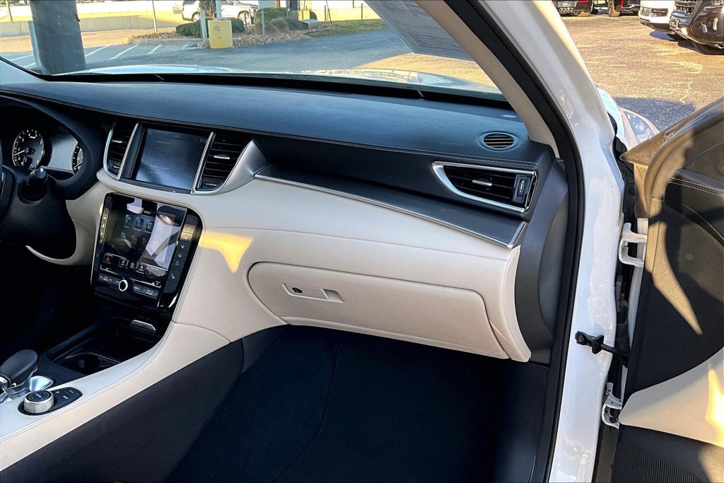 Certified 2022 INFINITI QX50 Luxe FWD image 19