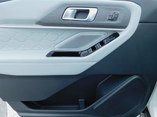 New 2026 Ford Explorer Platinum w/ LUX Leather Package image 26