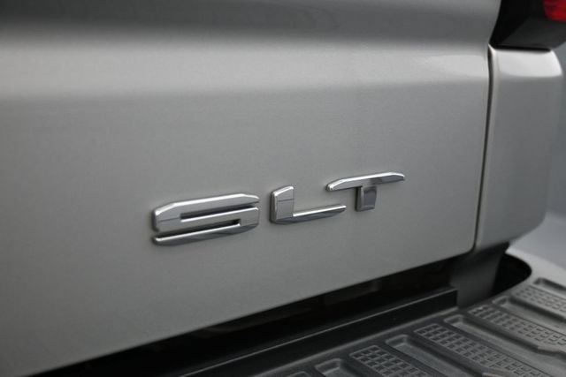 Used 2022 GMC Sierra 1500 SLT AWD/4WD image 30