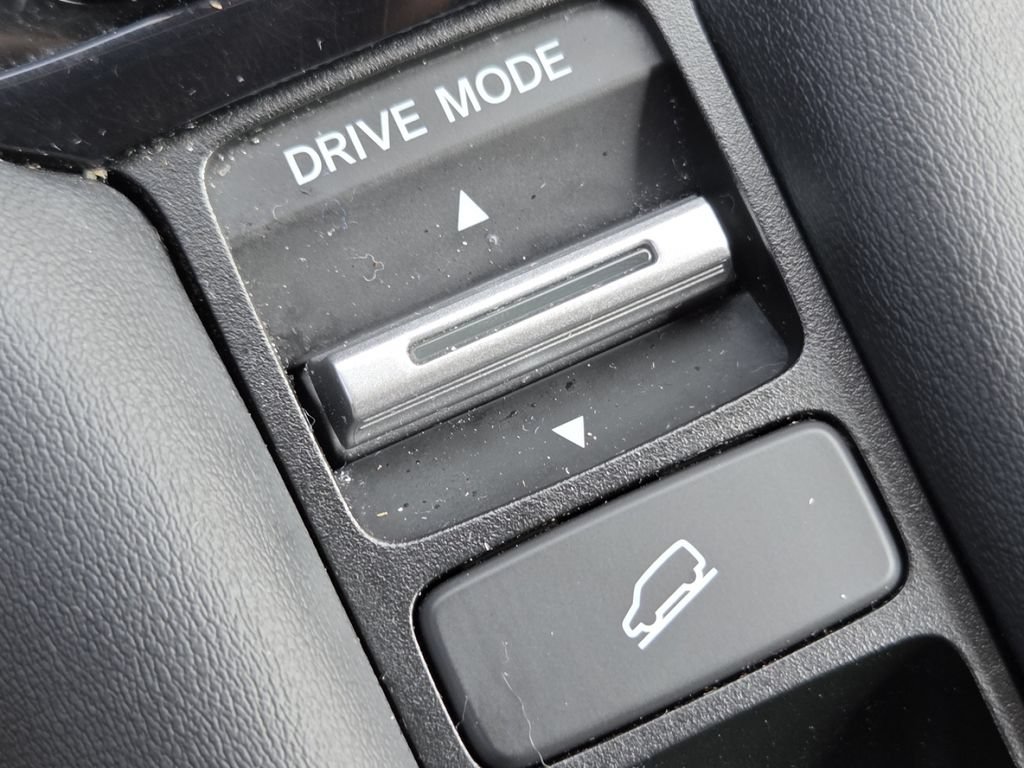 Certified 2024 Honda HR-V LX image 8