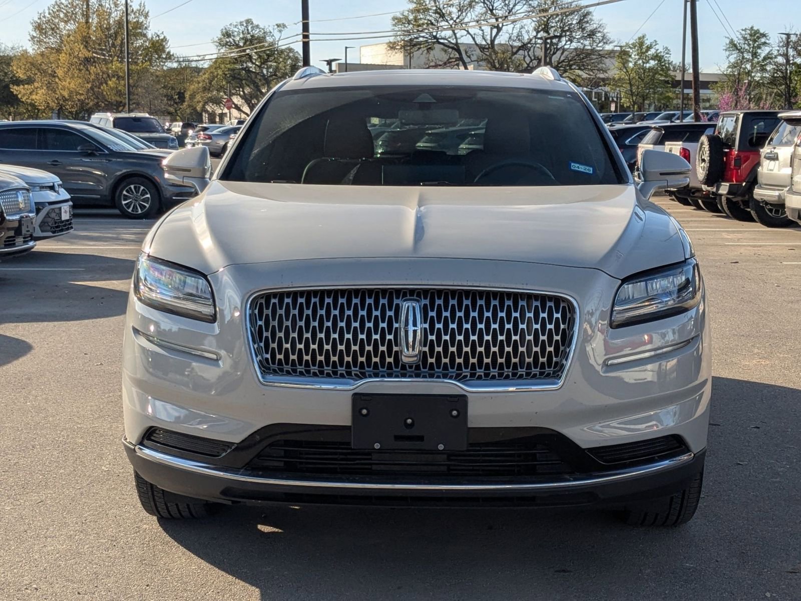 Used 2023 Lincoln Nautilus Reserve w/ Luxury Package image 8