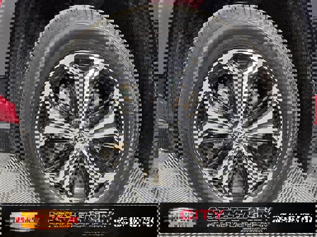 Used 2024 Toyota RAV4 XSE image 9