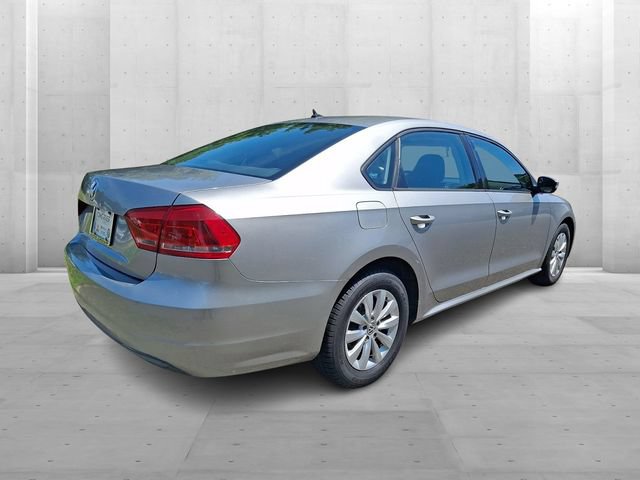 Used 2012 Volkswagen Passat 2.5 S FWD image 6