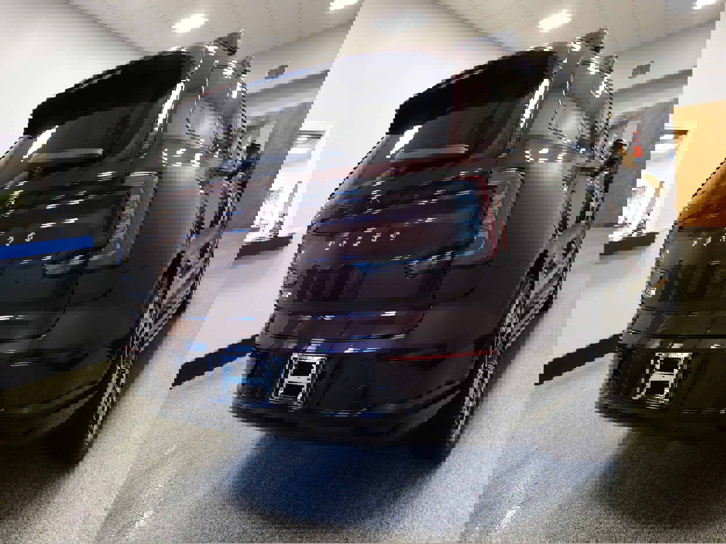 Certified 2025 Volvo EX90 Ultra image 7