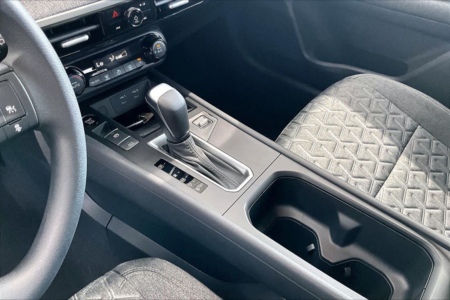 Certified 2026 Nissan Kicks SV FWD image 16