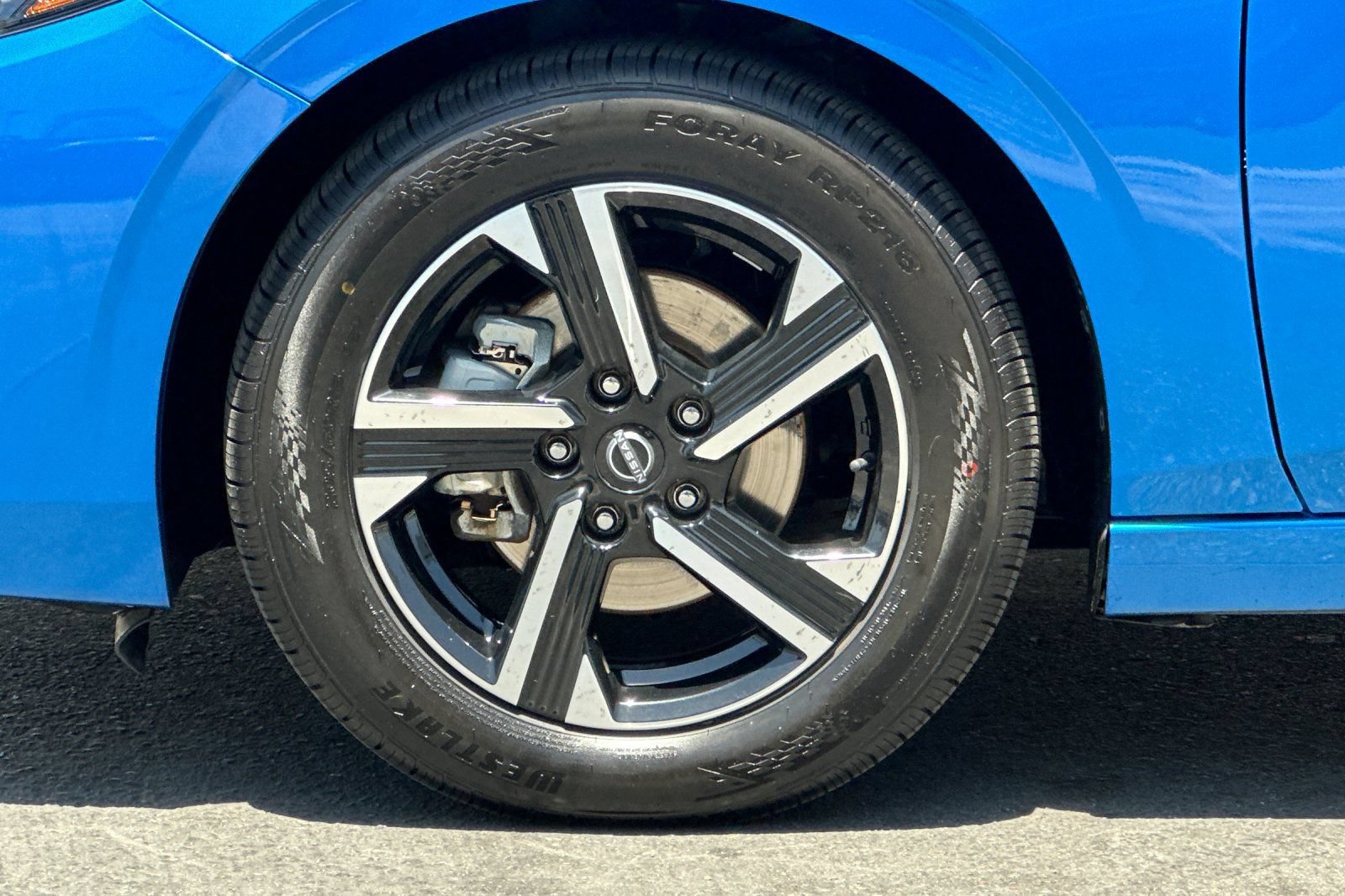 Used 2024 Nissan Sentra SV FWD image 25