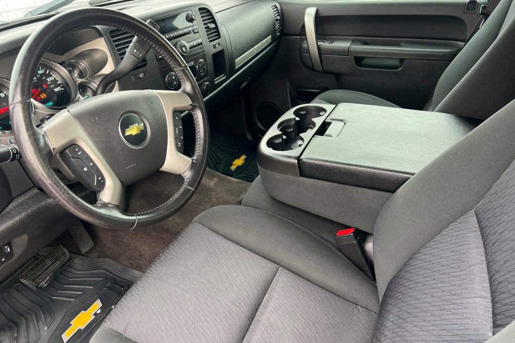 Used 2012 Chevrolet Silverado 1500 LT image 7