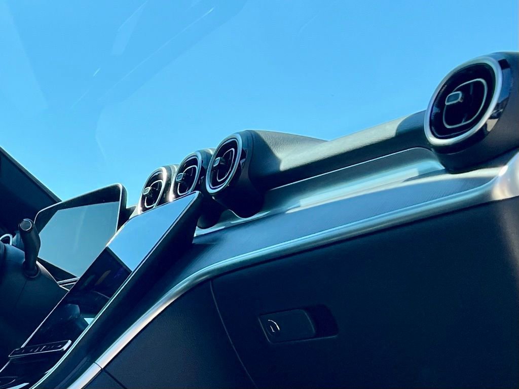 Certified 2026 Mercedes-Benz C 300 4MATIC Sedan image 16