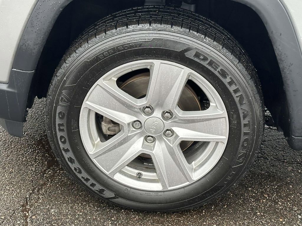 Used 2022 Jeep Compass Latitude w/ Convenience Group image 9