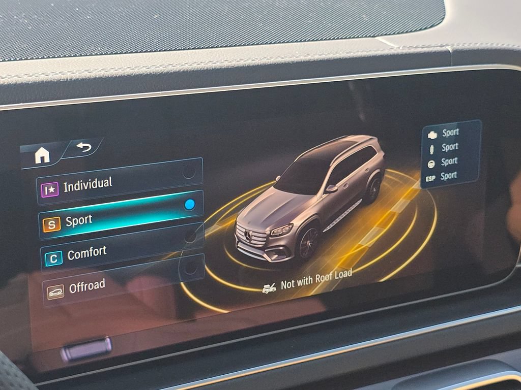 New 2026 Mercedes-Benz GLS 580 4MATIC image 35