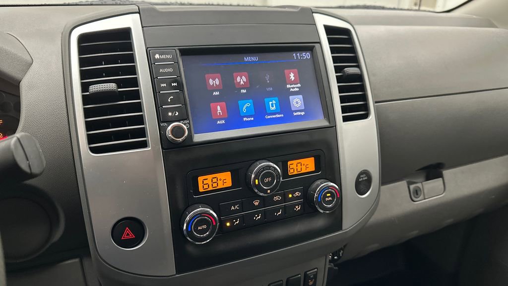 Used 2020 Nissan Frontier SV image 12