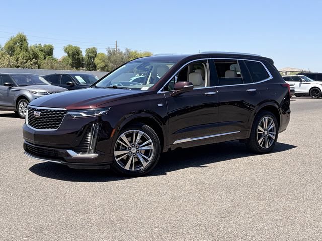 Used 2021 Cadillac XT6 Premium Luxury FWD image 2