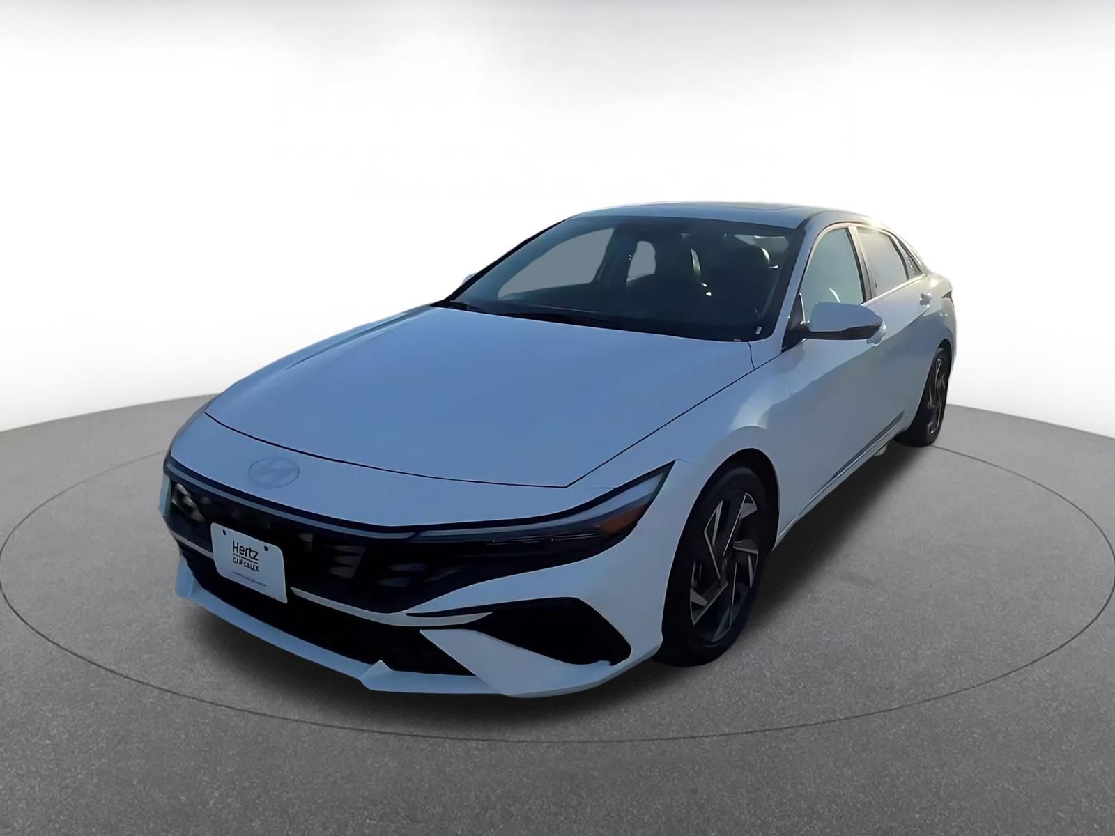 Used 2025 Hyundai Elantra Limited image 7