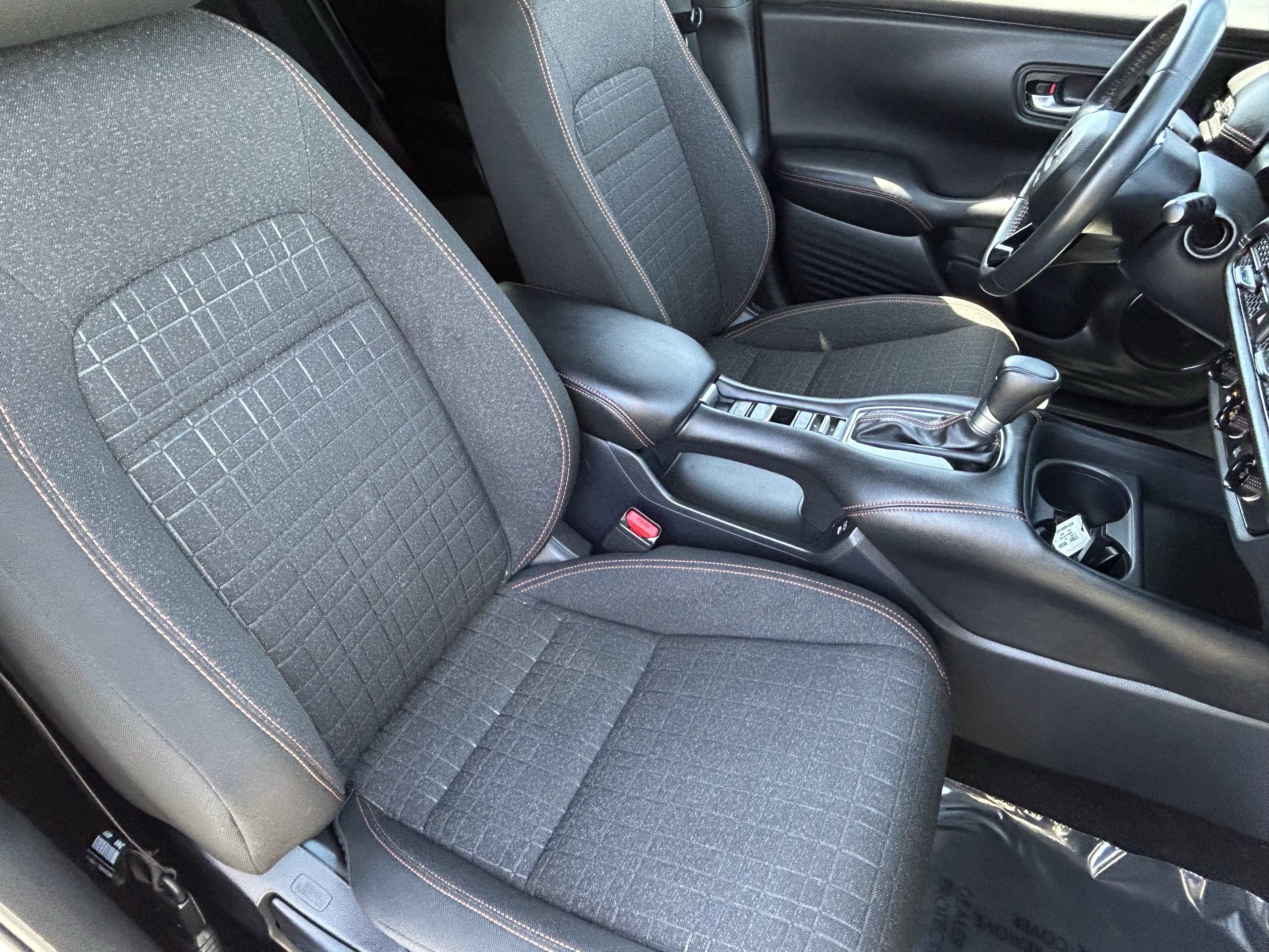 Used 2024 Honda HR-V Sport image 11