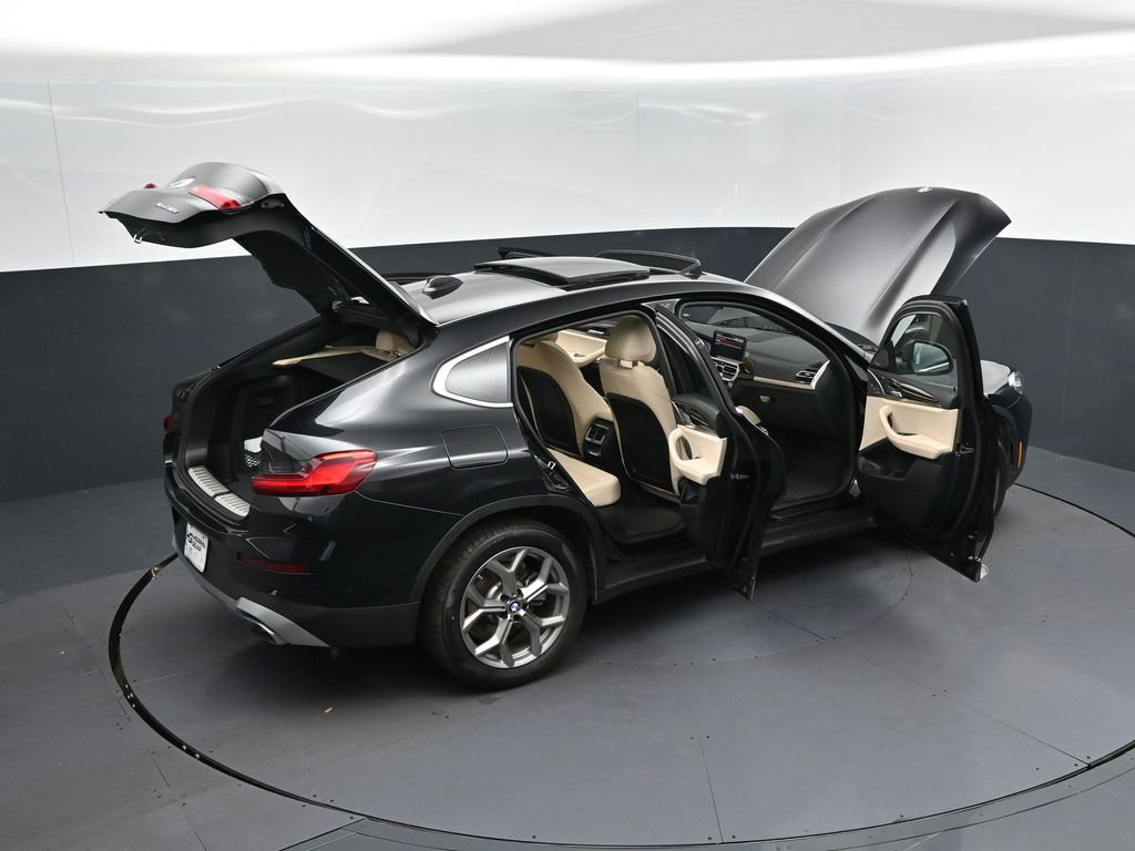 Certified 2025 BMW X4 xDrive30i w/ Premium Package AWD/4WD image 49