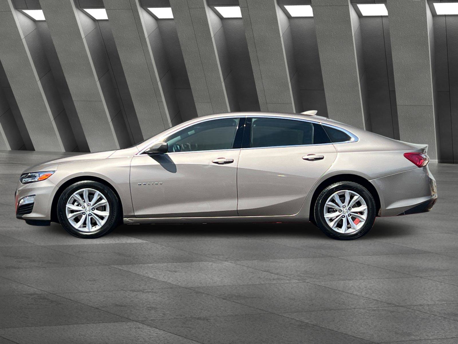 Used 2024 Chevrolet Malibu LT FWD image 7
